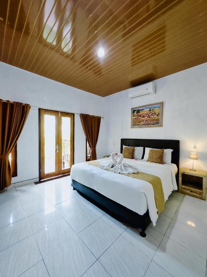 The Banana House Hotel Sakti Exterior photo